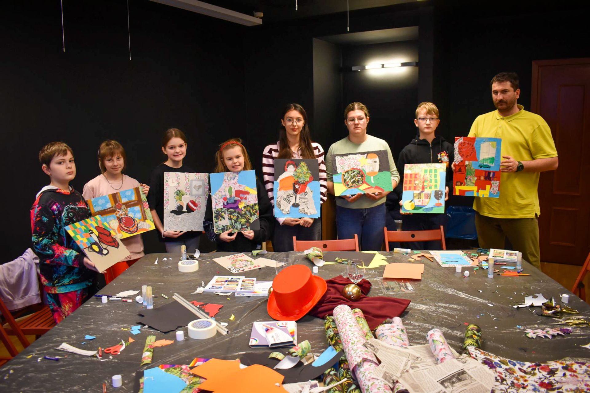 Art Camp na Zamku Piastowskim: Młodzi tw&oacute;rcy malują historię i przyszłość raciborskich zabytk&oacute;w