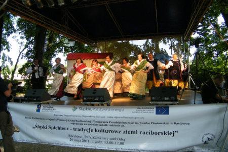 Piknik rodzinny w Parku Zamkowym