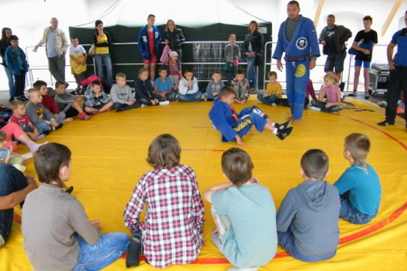 ZUCHY 2012 - dzień zapasów i brazylijskiego ju-jitsu