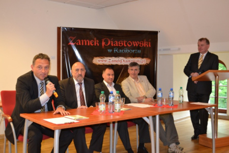 Kształcenie zawodowe czy studia? Jak decydować o swojej przyszłości?