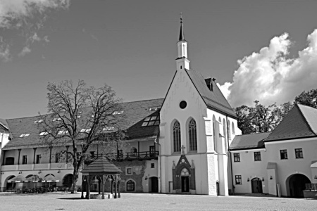 Czarno-białe perły architektury