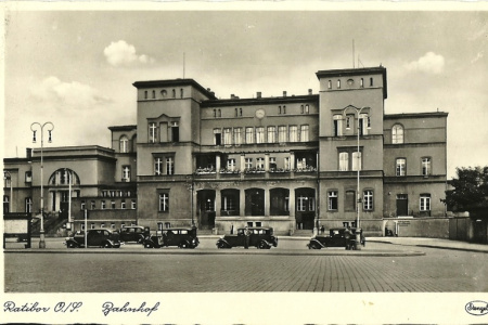 Zajechała ciuchcia do Raciborza
