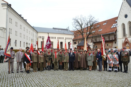 Sokoły zjechały na Zamek Piastowski w Raciborzu