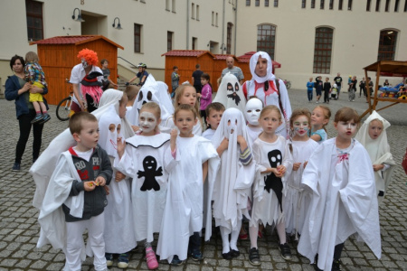 IV Zamkowa Noc z Duchami. Na zamku powitano wakacje