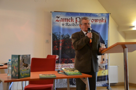 „Niezwykłości przyrody powiatu raciborskiego i okolic” - prezentacja albumu na zamku