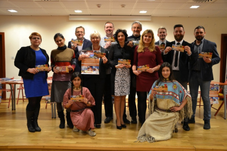 „Poznaj ziemię raciborską - wiosenne rabaty i zniżki na produkty i usługi”. Konferencja prasowa na zamku
