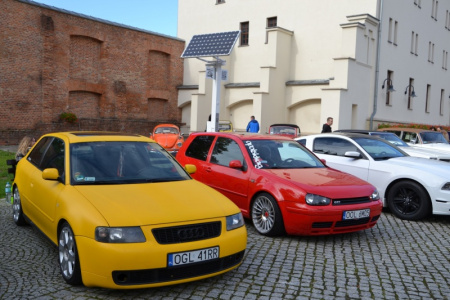SHOW OFF Racibórz - Ludzie Pasja Motoryzacja na Zamku Piastowskim za nami
