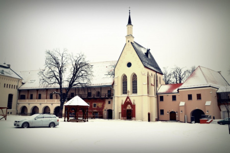 Zwiedź zamkową kaplicę w drugi dzień świąt Bożego Narodzenia