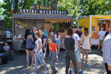 Zlot Food Trucków na zamku za nami