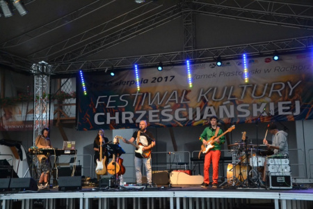 Wieczór międzynarodowej kultury muzycznej oraz koncert zespołu „Mate.O” podczas Festiwalu Kultury Chrześcijańskiej na Zamku Piastowskim
