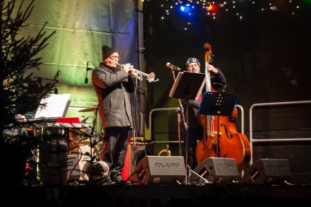 Jazzowa sobota i wiedeńska niedziela pełna zabaw. Trwa jarmark na Zamku Piastowskim