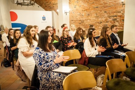 Studenci pedagogiki debatowali o edukacji przyszłości – międzynarodowa konferencja w Zamku Piastowskim za nami