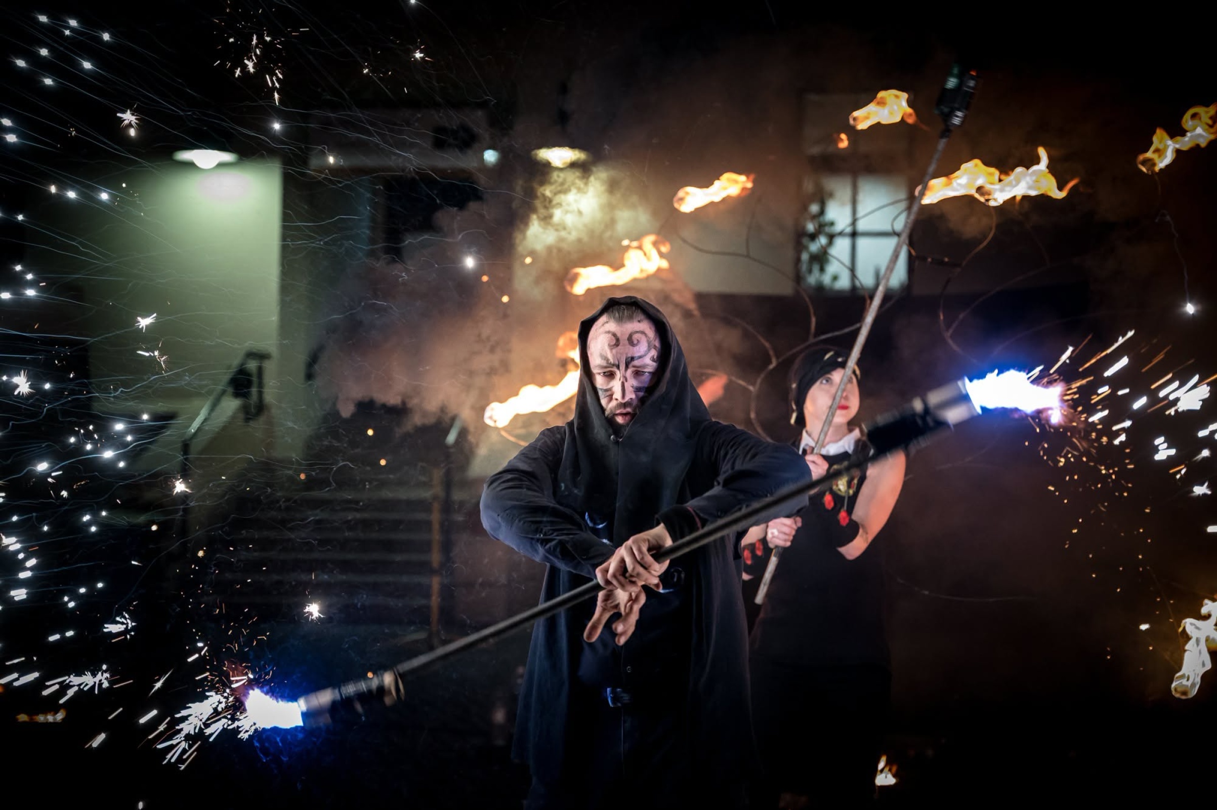 Na zdjęciu Teatr Ognia ENIGMA