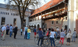 Przy książęcym stole (1)