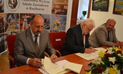 Brak tytulu