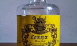 buteleczka po likierze klasztornym