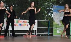 Taneczne podsumowanie roku szkolnego na zamkowej scenie (18)