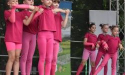 Taneczne podsumowanie roku szkolnego na zamkowej scenie (36)