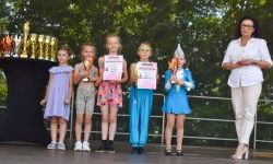 Ponad tysiąc mażoretek na Zamku Piastowskim w Raciborzu (8)