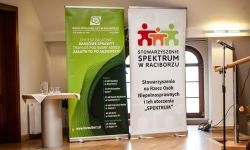 Jubileusz 10-lecia Stowarzyszenia SPEKTRUM. Konferencja na Zamku Piastowskim (20)