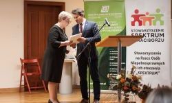Jubileusz 10-lecia Stowarzyszenia SPEKTRUM. Konferencja na Zamku Piastowskim (17)