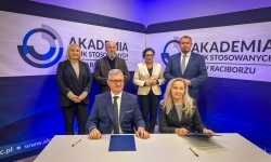 Zawiązano współpracę Akademii Nauk Stosowanych z Zamkiem Piastowskim (5)