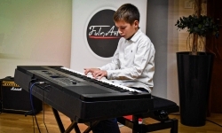 Muzyczne talenty na scenie Zamku Piastowskiego. Koncert uczniów ogniska muzycznego Fulnart (19)