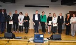 Stypendia Prezesa Rady Ministrów wręczone na Zamku Piastowskim (15)