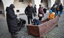Bajkowy Zamek w Raciborzu: tłumy gości i świąteczne atrakcje (18)