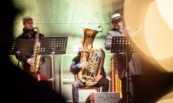 Jazzowa sobota i wiedeńska niedziela pełna zabaw. Trwa jarmark na Zamku Piastowskim (16)
