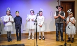 Góralskie kolędy na zamku – noworoczne spotkanie Środowiskowego Domu Samopomocy (1)
