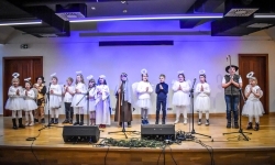 Góralskie kolędy na zamku – noworoczne spotkanie Środowiskowego Domu Samopomocy (5)