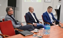 IV Powiatowy Stół Gospodarczy w Raciborzu: dialog samorządu z biznesem (17)