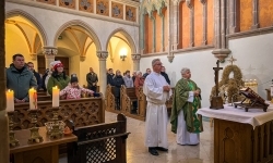 Pierwsza tegoroczna Msza św. w kaplicy zamkowej i prezentacja animacji o jej historii (14)