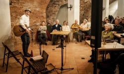 Gospelblues evening w raciborskim Zamku Piastowskim. Fani bluesa wypełnili piwnicę słodowni (8)