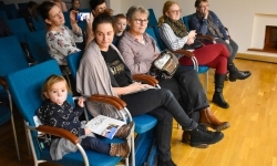 Muzyczna podróż do świata bajek na raciborskim zamku (2)