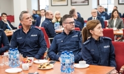Policja skorzystała z gościnności Powiatu Raciborskiego – roczna odprawa w Zamku Piastowskim (16)