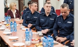 Policja skorzystała z gościnności Powiatu Raciborskiego – roczna odprawa w Zamku Piastowskim (19)