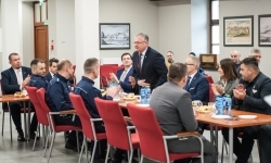 Policja skorzystała z gościnności Powiatu Raciborskiego – roczna odprawa w Zamku Piastowskim (3)