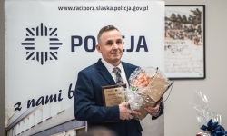 Policja skorzystała z gościnności Powiatu Raciborskiego – roczna odprawa w Zamku Piastowskim (1)