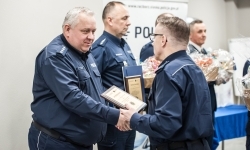 Policja skorzystała z gościnności Powiatu Raciborskiego – roczna odprawa w Zamku Piastowskim (16)