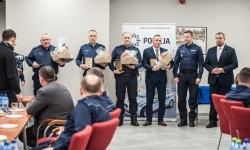 Policja skorzystała z gościnności Powiatu Raciborskiego – roczna odprawa w Zamku Piastowskim (20)