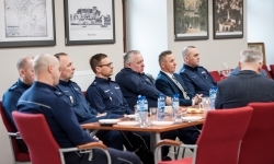 Policja skorzystała z gościnności Powiatu Raciborskiego – roczna odprawa w Zamku Piastowskim (7)