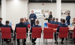 Policja skorzystała z gościnności Powiatu Raciborskiego – roczna odprawa w Zamku Piastowskim (9)