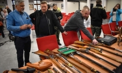 Zapachy lasu i militaria na Zamku Piastowskim. Zamkowa niedziela z przyrodą i historią (13)
