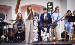„Tyle słońca w całym mieście” – wiosenny koncert rozbrzmiał na Zamku Piastowskim w Raciborzu (10)