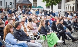 „Tyle słońca w całym mieście” – wiosenny koncert rozbrzmiał na Zamku Piastowskim w Raciborzu (1)