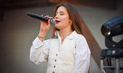 „Tyle słońca w całym mieście” – wiosenny koncert rozbrzmiał na Zamku Piastowskim w Raciborzu (16)