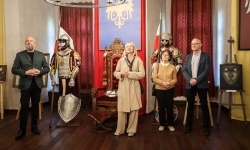 Ciemna noc duszy – wernisaż prac Jolanty Krzyżek na zamku (5)
