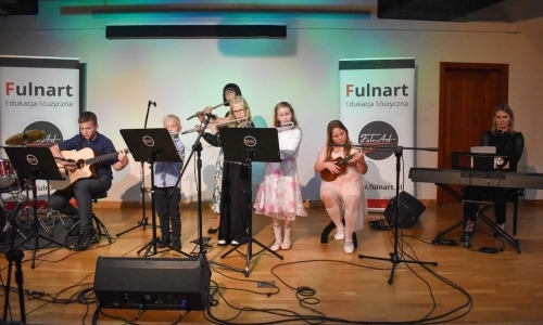Muzyczny wieczór pełen wzruszeń, czyli Koncert z okazji Dnia Matki na Zamku Piastowskim